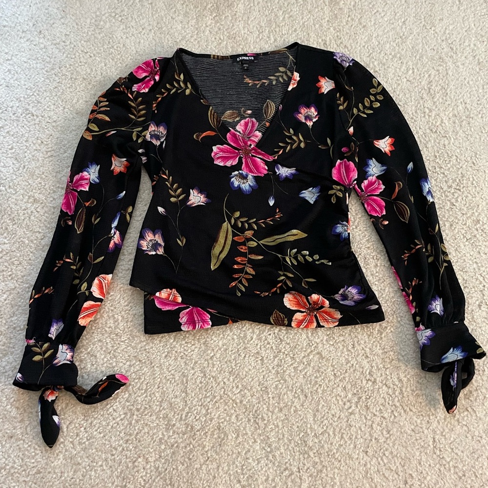 Express shirt.